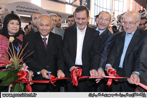 افتتاح چهاردهمین نمایشگاه بین المللی تجارت کشورهای سازمان همکاری‌های اسلامی
